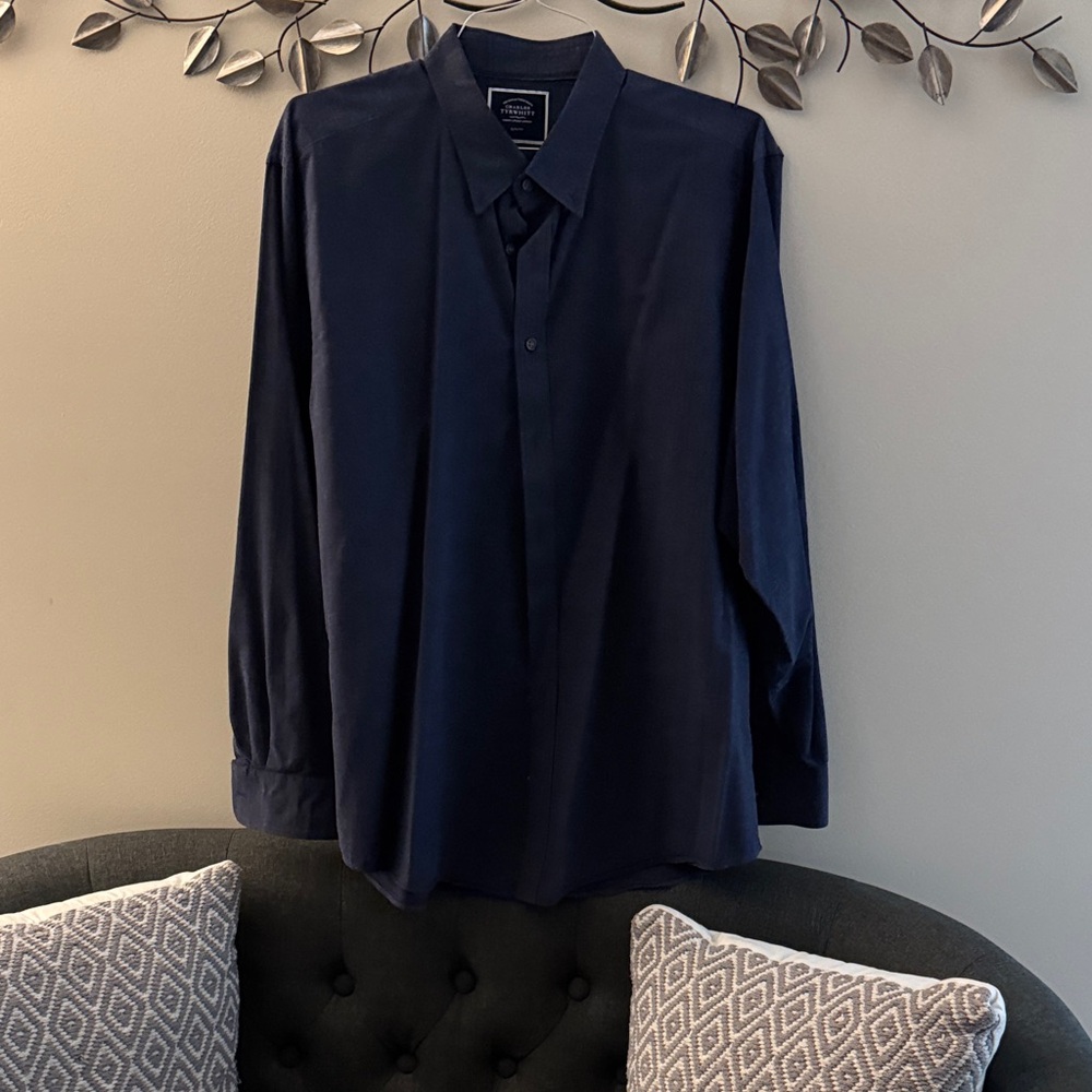 Men's Charles Tyrwhitt XL slim fit Navy Blue Shirt